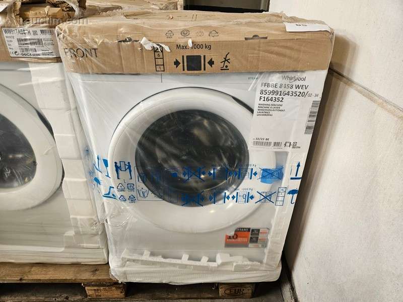 Automatická pračka WHIRLPOOL FFBBE 8458 WEV B