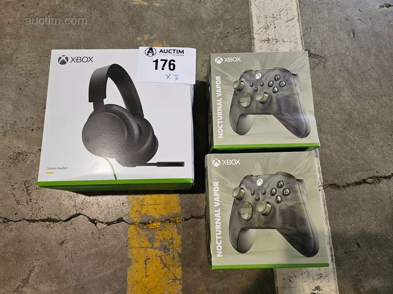 různé příslušenství pro Microsoft XBOX XBOX...