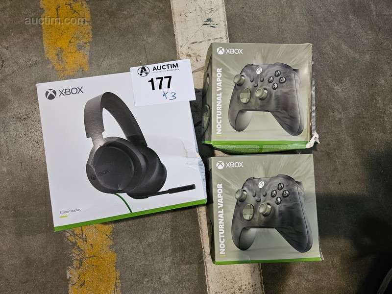 různé příslušenství pro Microsoft XBOX XBOX...