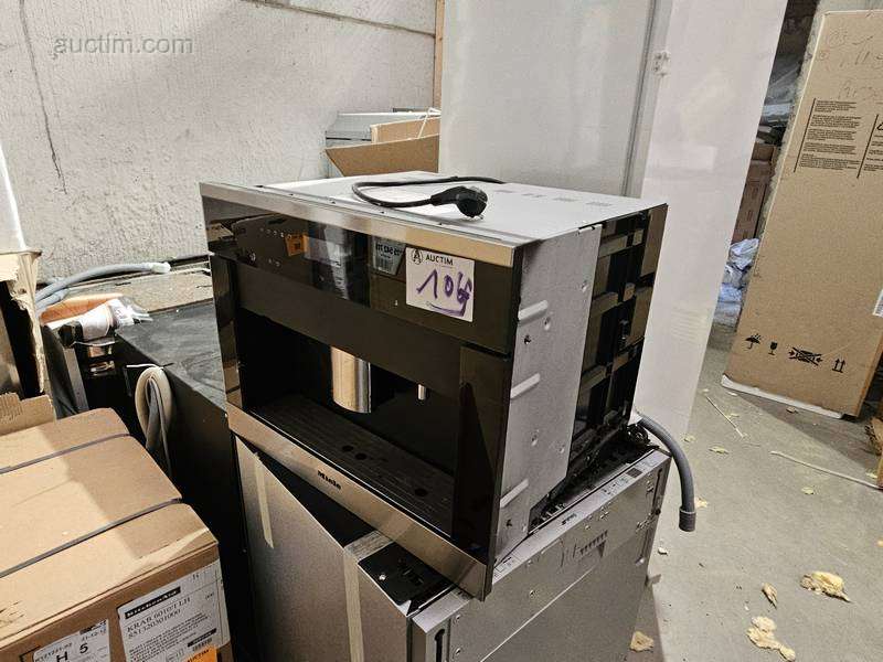 various old used kitchen appliances (18x)...