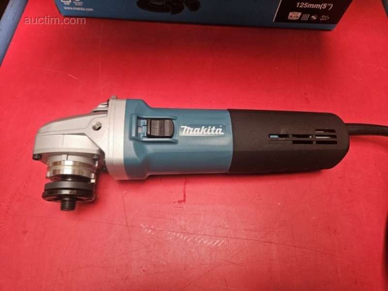 Elektrická úhlová bruska Makita 9565CRX1