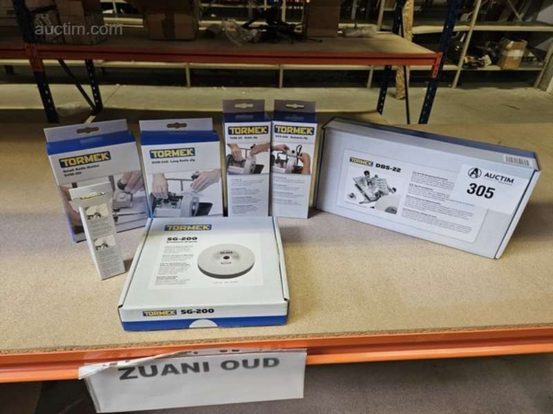 Různé příslušenství k brusce (7x) Festool