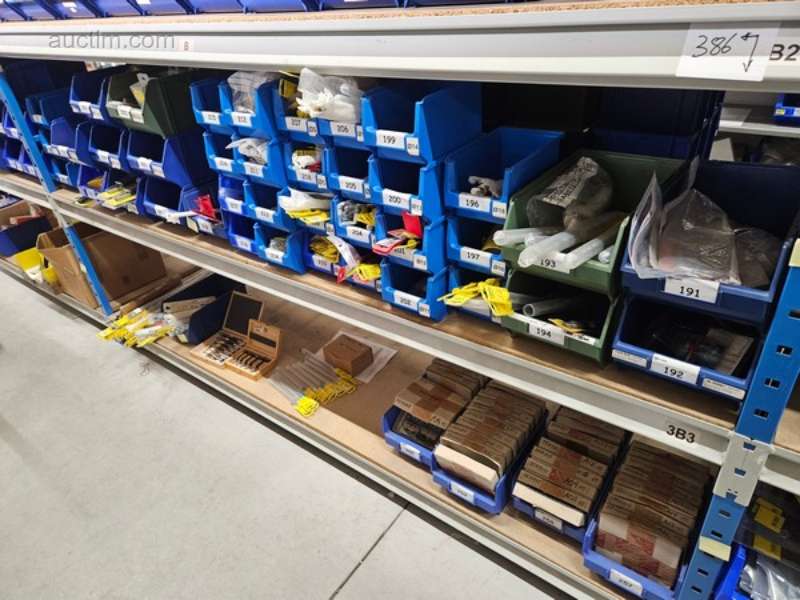 Mnoho různých dřevoobráběcích doplňků Fisch,...