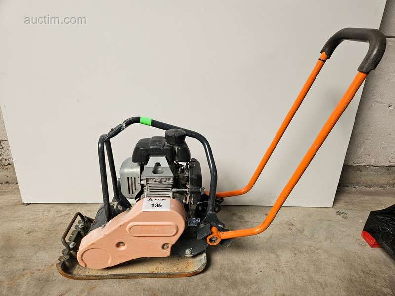 Vibrating plate 11Kn Altrad Belle PCLX 320