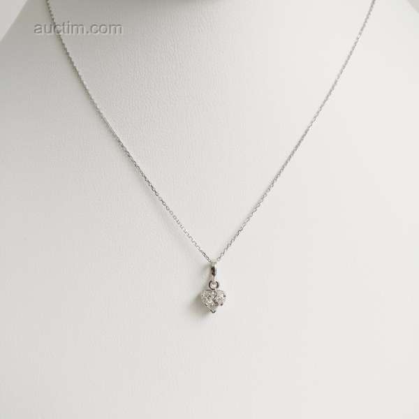 Collana con pendente in diamanti da 0,44 ct