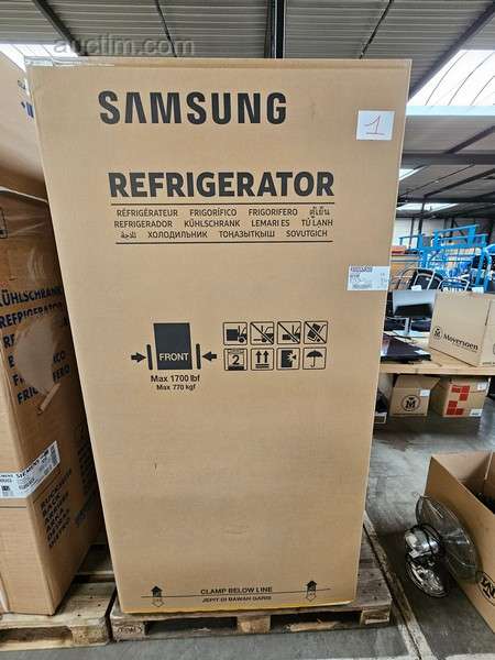 Kombinovaná chladnička s mrazničkou Samsung RS65DG54R3S9