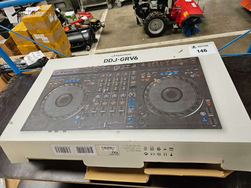 Mixážní pult Alphatheta DDJ-GRV6