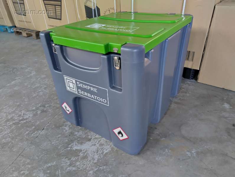 Zbiornik paliwa 200 litrów, IBC, kompletny z 12 V...