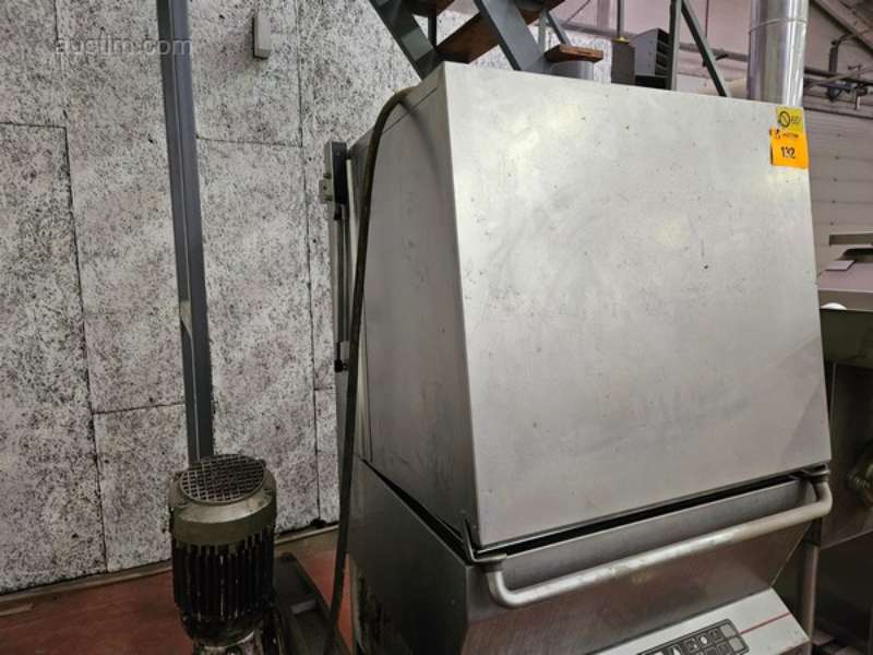 průmyslová myčka nádobí JEROS 8110