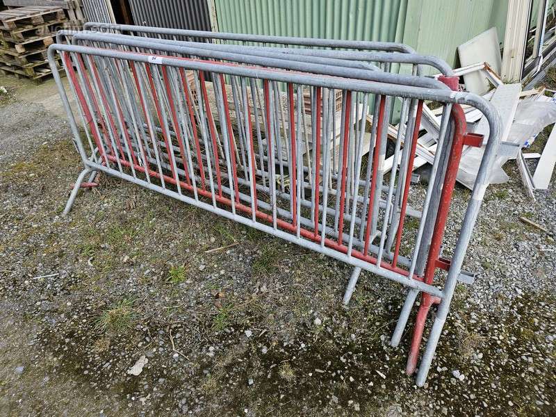 pozinkované závorové regály (6x) NN