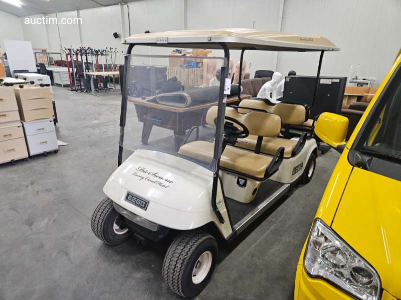 Carrito de golf eléctrico EZGO Shuttle 4