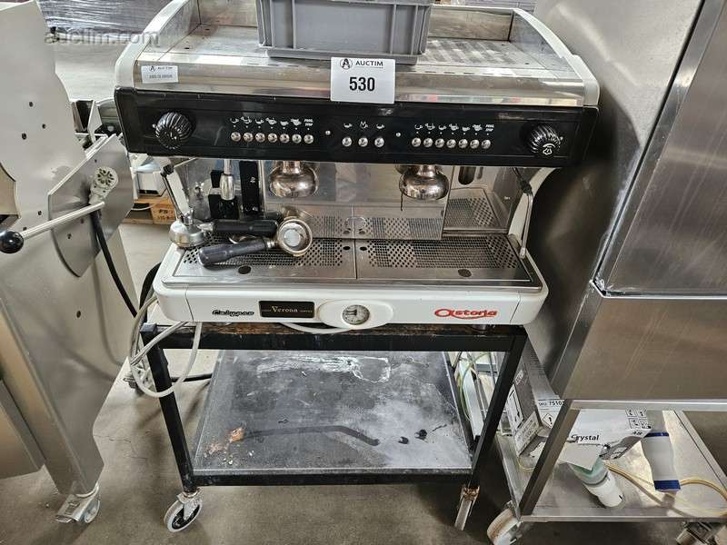 Professional espresso machine OSTORIA CALYPAD