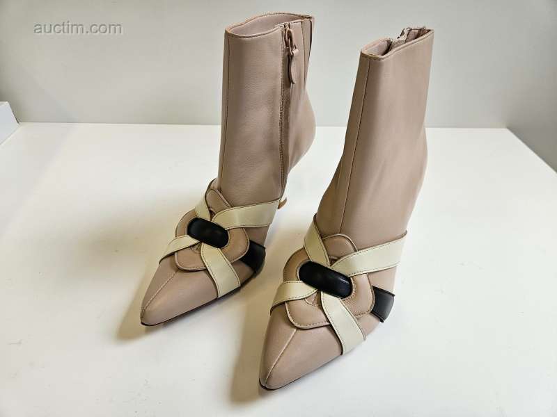 Stivaletti Alice DK beige neri 38