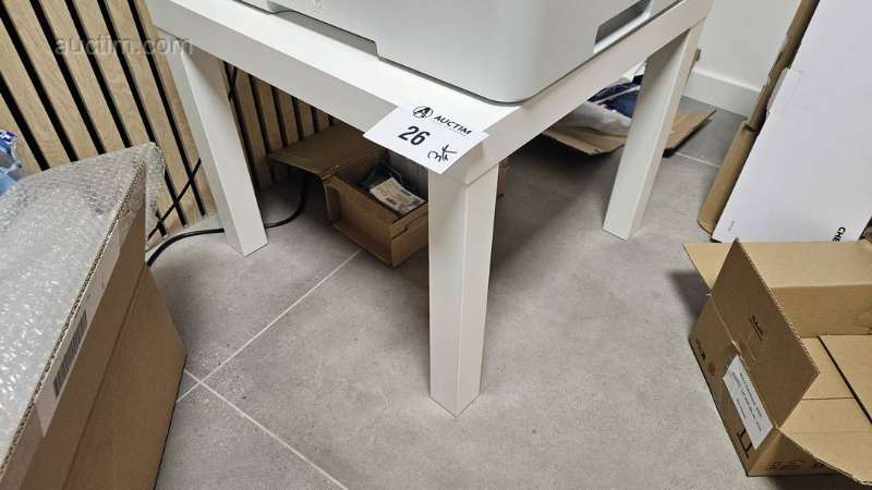 Tavolino laterale Incluso: 2x Ikea (3x)