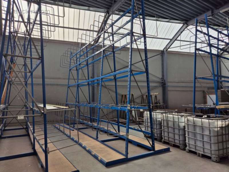 Scaffale portaoggetti in metallo per profili Ohra