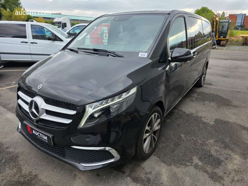 Mercedes Benz V300 2022