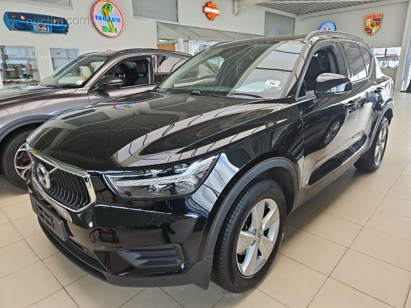 Volvo XC40 1.5 T2 Momentum Automatic 2022