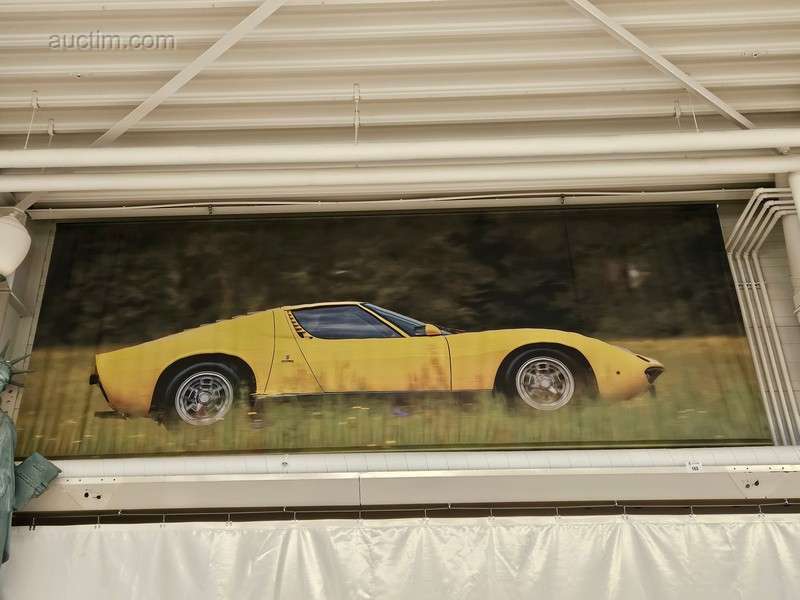 decorative banner "LAMBORGHINI MIURA"