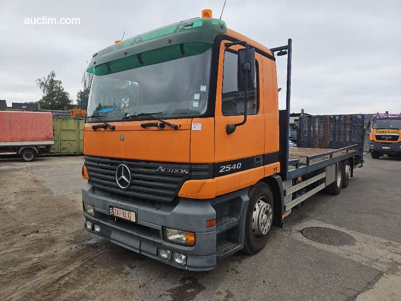 Mercedes 250 nRL/6x2/7.1 2540 2010