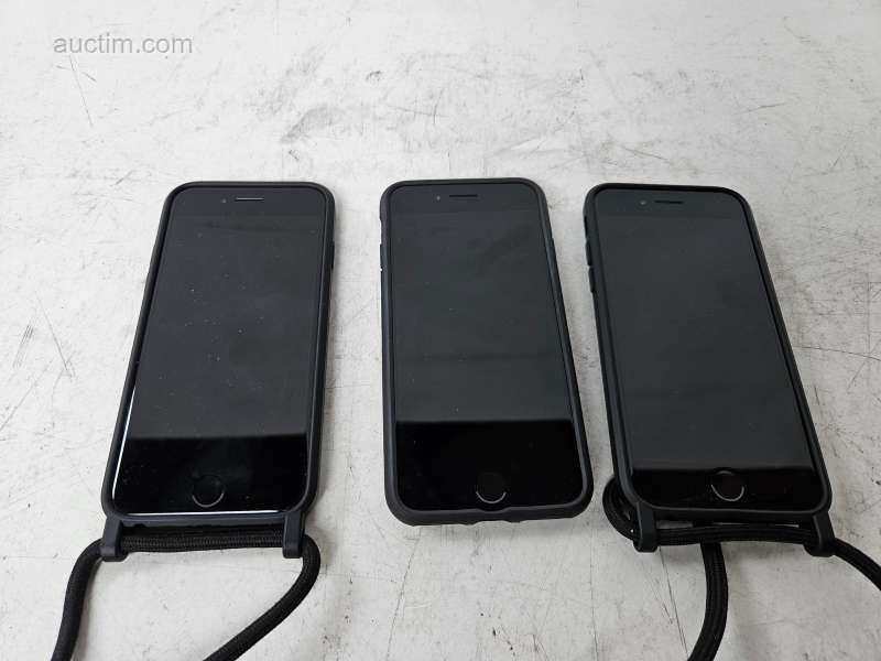 iPhone (3x) Apple SE