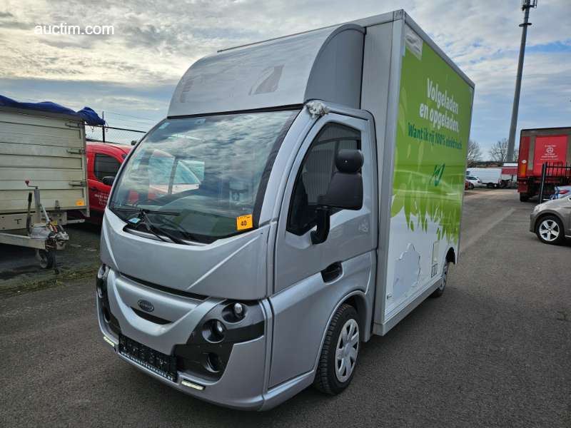 Lehký nákladní automobil Helem Colibus 2018