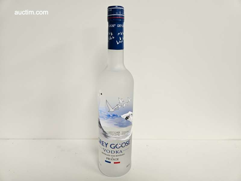 Grey goose Vodka 70 cl (30x) bottle(s)