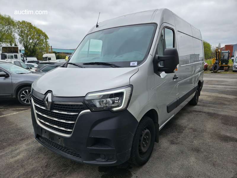 Skříňová dodávka Renault Master L2H2 2021