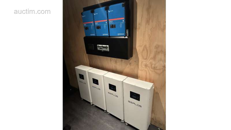 1x ESS 15kVa 3 fáze - 12kW výkon měniče -...