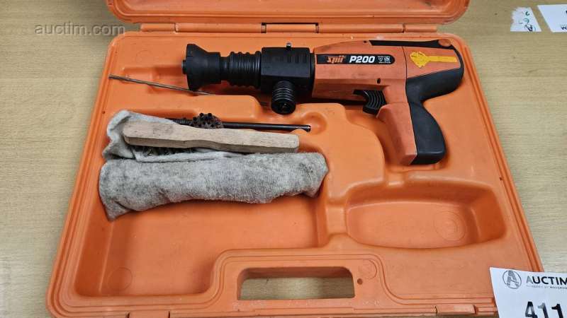 Nail gun SPIT P200