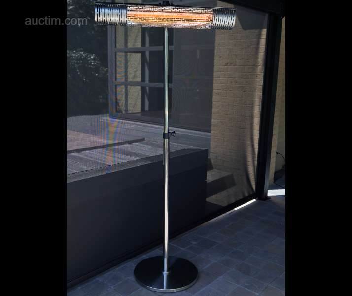 Luxurious stainless steel stand for patio heater
