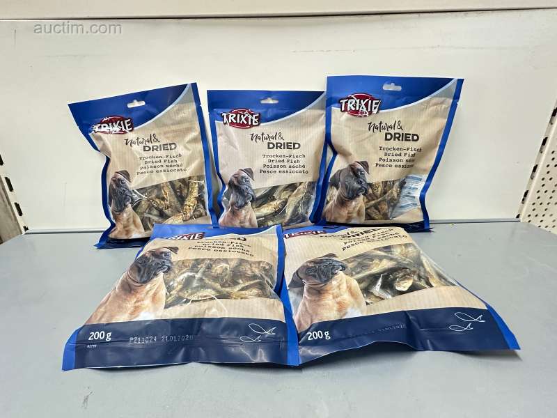 Pesce essiccato Trixie, 200 grammi, prezzo consigliato € 9,55 al pezzo...