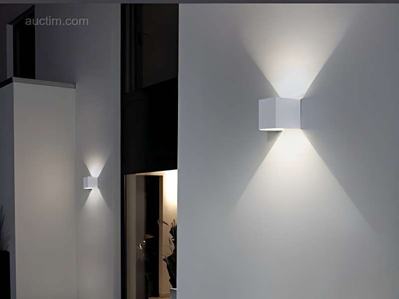 Lampada da parete Cubo duo bianca a LED da 40 x 12W...