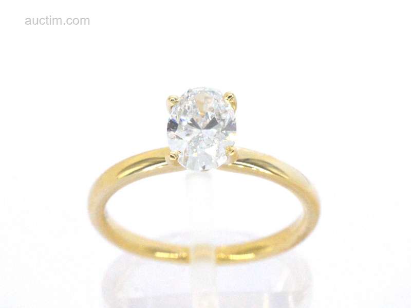 Ovalni prstan – 5.496,00 €
