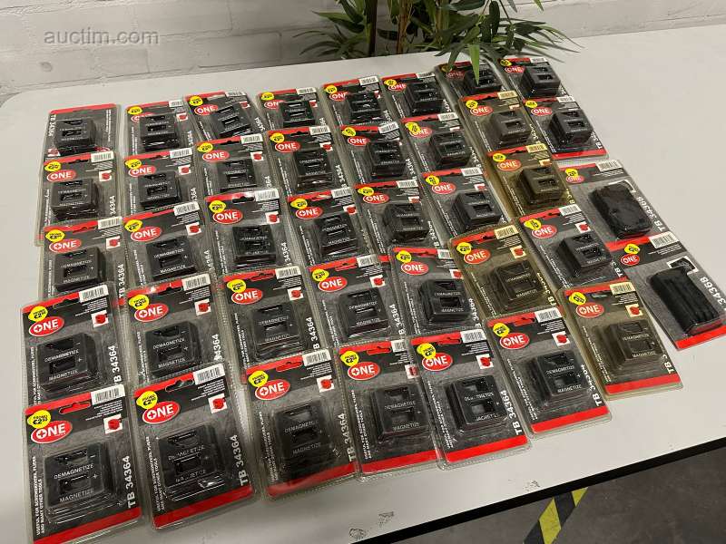 39x Un magnetizzatore/smagnetizzatore
