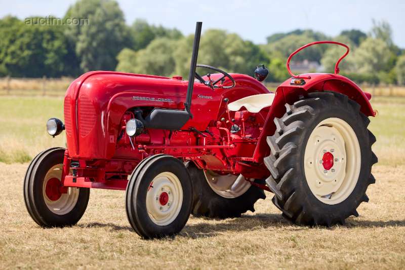 Oldtimer-Traktor Porsche Diesel Standard 217 1961
