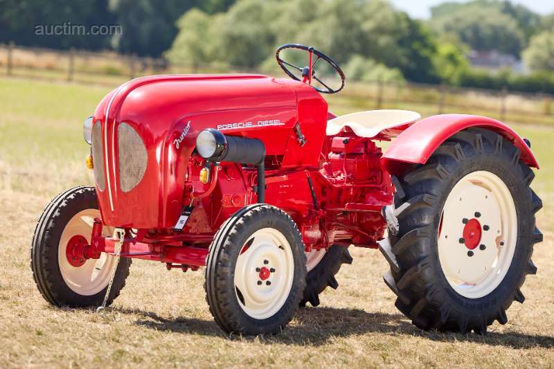 Oldtimer tractor Porsche Diesel Junior 109 Circa...