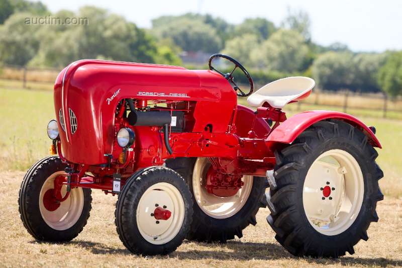 Tractor clásico Porsche Diesel Junior 111 Circa...