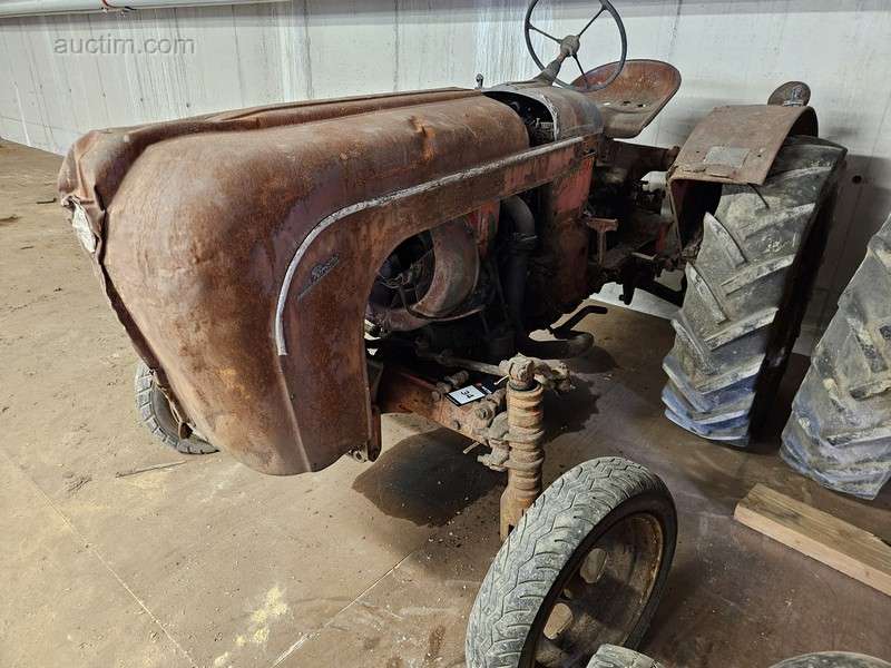 Oldtimer tractor Allgaier  A 122 1954