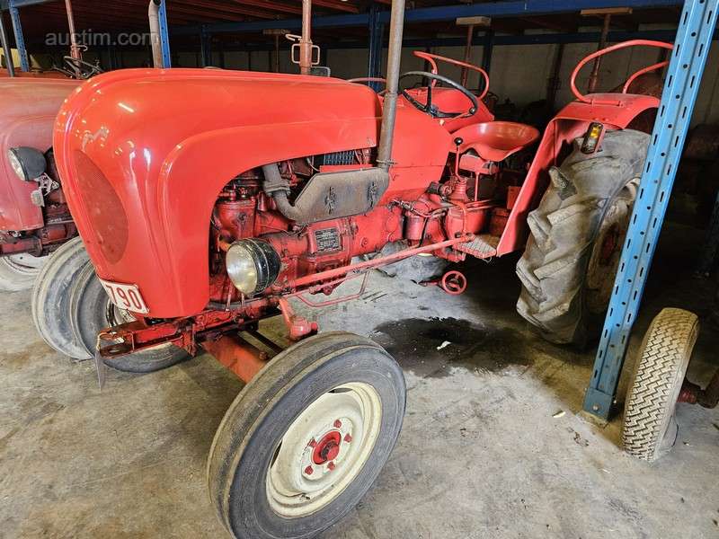Oldtimer Traktor Porsche Diesel 238 Standard Star...