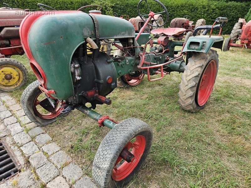 Tracteur Oldtimer Allgaier A111 1954 vers