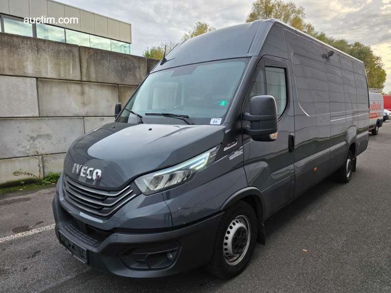 Iveco 35S18 Daily HiMatic 2022 Closed...