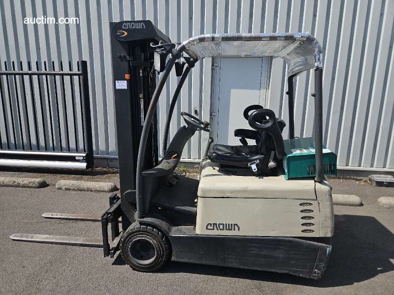 Crown SC 3200 Forklifts Unprecedented
